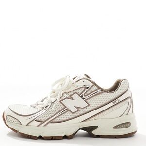 NEW BALANCE 530 SOLD OUT EXCLUSIVE BEIGE!